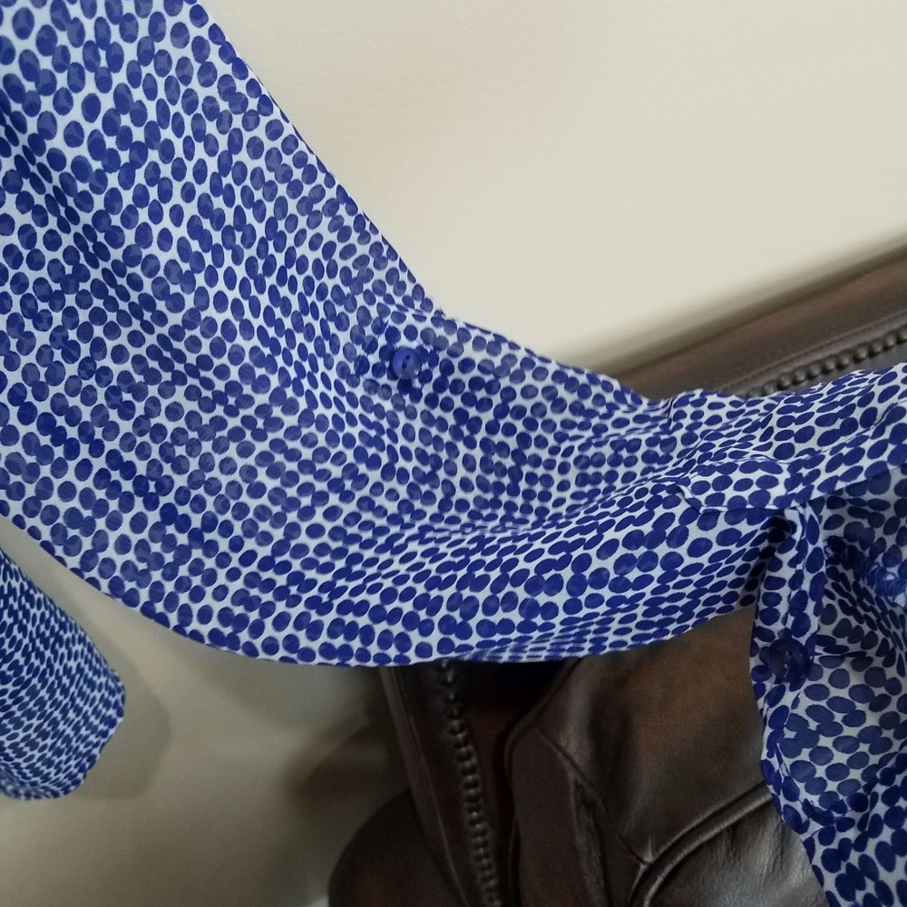 Ruffle button up top - Picture 4 of 6